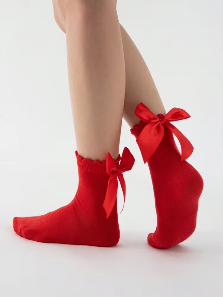 Women’s Red Bow Ankle Socks – Elegant Ribbon Trim Crew Socks for Christmas, Valentine’s Day & Gift Styling
